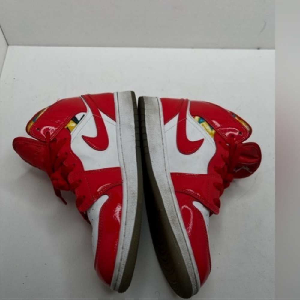 Nike Jordan 1 Mid Barcelona Sweater Red Patent Sneakers Size 6Y Comfort no box